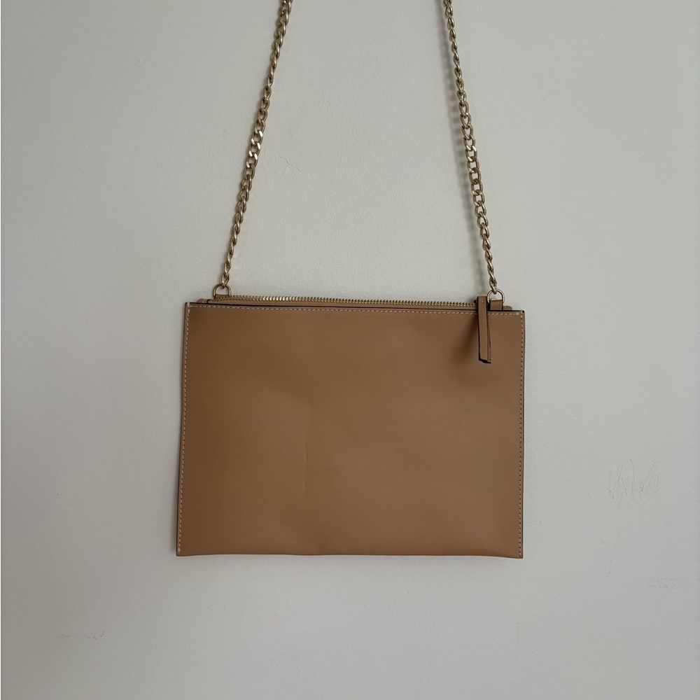Classic Tan Leather Crossbody with Gold Chain Strap